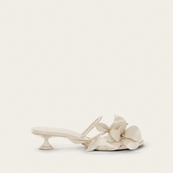 CULT GAIA Colette Sandal in Antique White - Picture 2 of 7